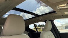 Volvo XC40 2.0 B3P Ultra Dark 5dr Auto Petrol Estate